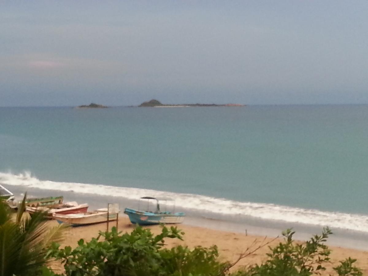 Sea View Beach Hotel Nilaveli Exterior photo